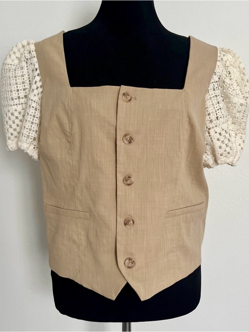 Current Air Beige Button-Front Vest with Cream Crochet Puff Sleeves